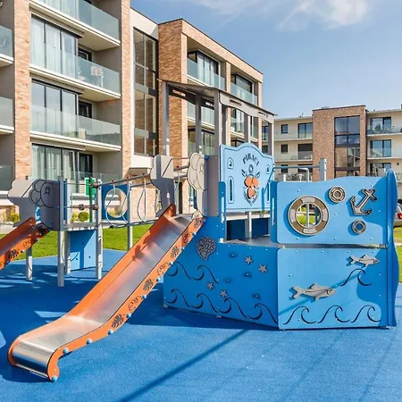 Czarna Perla Z Garazem 7 E Perlowa Przystan -